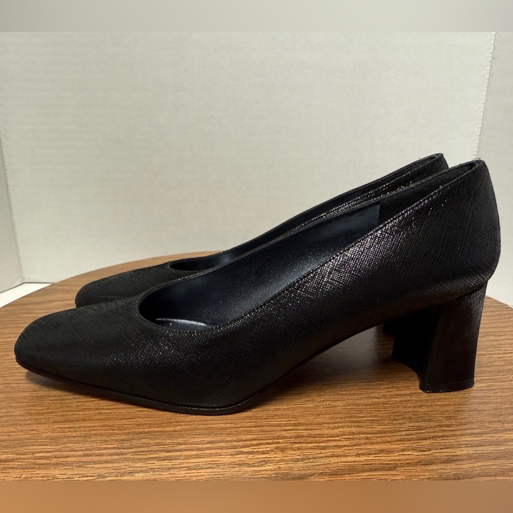 Stuart Weitzman Snakeskin-Like Print Leather Vint… - image 2